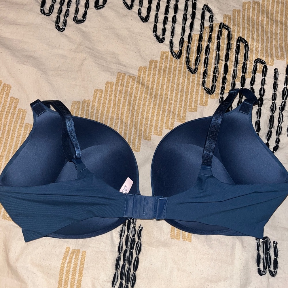 Victoria’s secret Bombshell bra